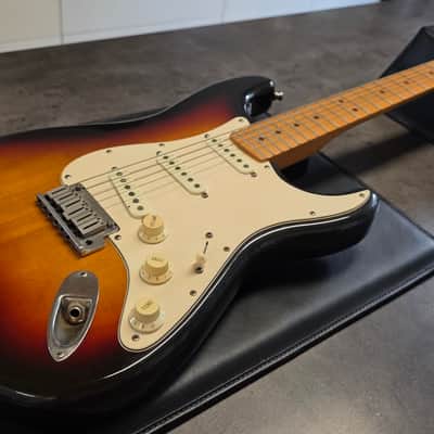 Fender American Standard Stratocaster 1990-1991 CASE QUEEN TIME CAPSULE 3 Tone Sunburst 3TSB 90s USA Strat Electric Guitar image 4