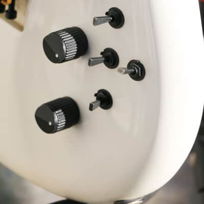 Spector (Kramer Era) NS-6 Guitar White w/Gold HW image 14