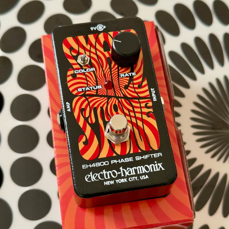 Electro-Harmonix Nano Small Stone EH4800 Phase Shifter V2 2021 - Present - Black image 1