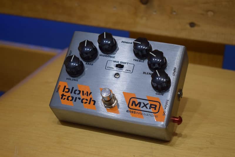 MXR M181 Blow Torch Bass Distortion USA Original packaging image 1