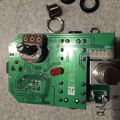 Electro-Harmonix/ EH Holy Grail Nano Board Project Effect Circuit Bend? Pedal image 3
