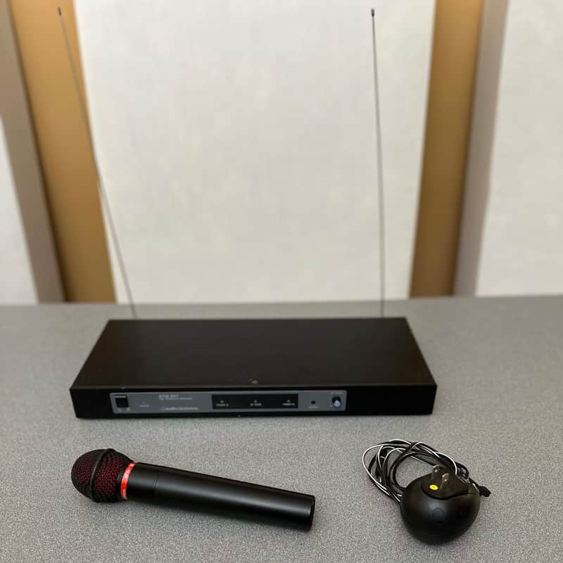 Audio-Technica R1100 Series – Professional Wireless Microphone System – Upgraded Red Pop Filter image 1