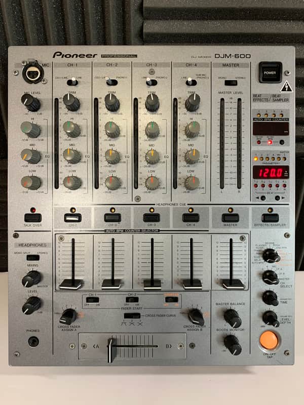 Pioneer DJM-600 DJ Mixer (Made in Japan) | Reverb