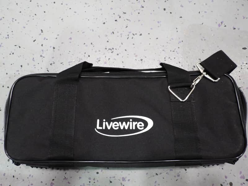 Livewire PB200 Effects Pedal Pedalboard W/ Carrying Case Bag image 1