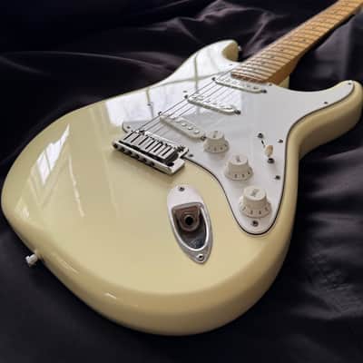 Fender Stratocaster 1987-88 - Olympic White image 3