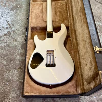 Yamaha SE-700e Super Shredder 1985 - Pearl white original vintage