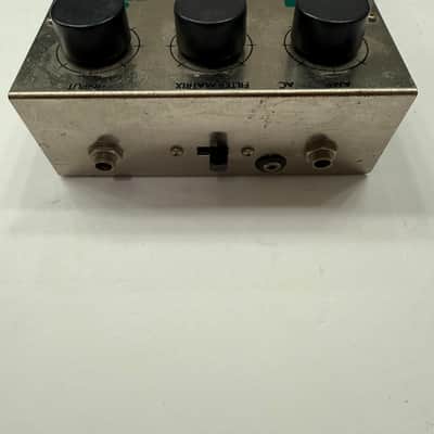 Electro Harmonix Electric Mistress Flanger Filter Vintage Guitar Effect Pedal image 6