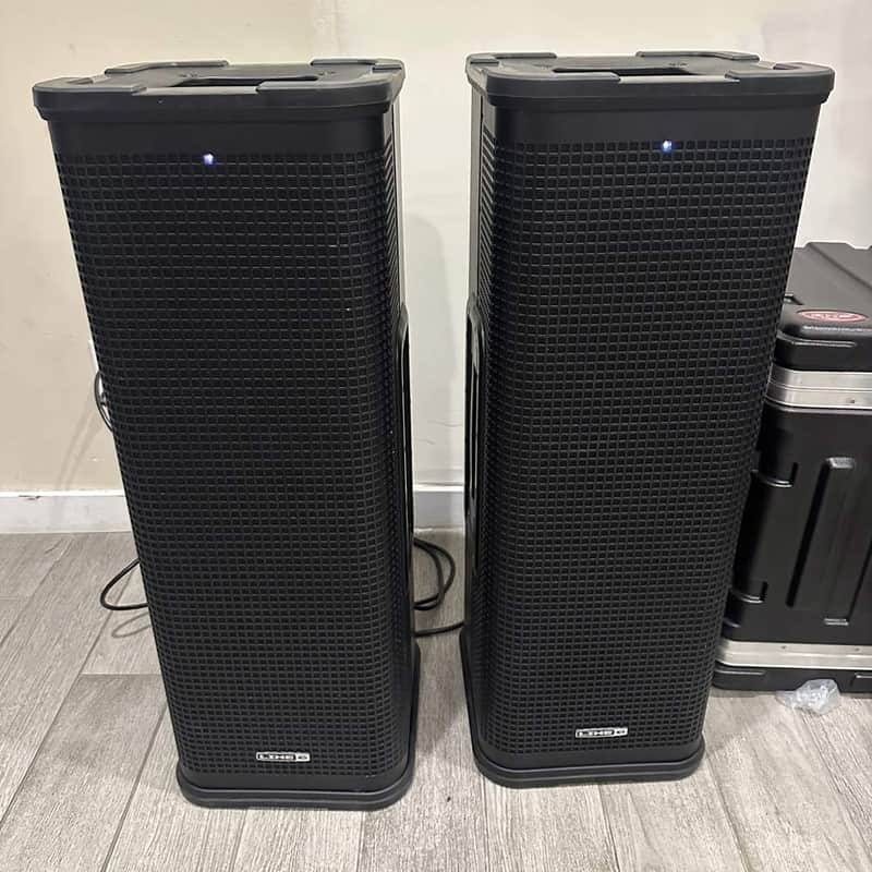Line 6 StageSource L3t Smart Speakers - Pair (Pre-Owned) image 1