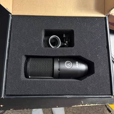AKG P120 General-Purpose Medium Diaphragm Cardioid Condenser Microphone (W/SHOCK MOUNT) 2010s - Black image 1