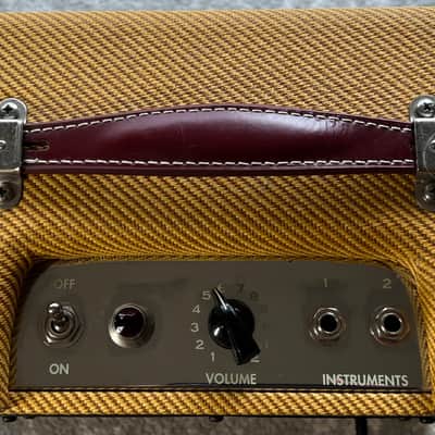 Fender '57 Custom Champ 2-Channel 5-Watt 1x8" Guitar Combo 2016 - Present - Lacquered Tweed image 3