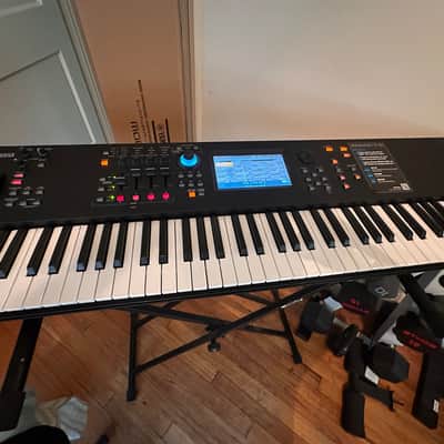 Yamaha MODX7 Synthesizer 2018 - Present - Black