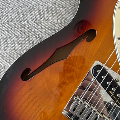 Fender Thinline Deluxe Telecaster MIM 2018 - Sunburst image 4