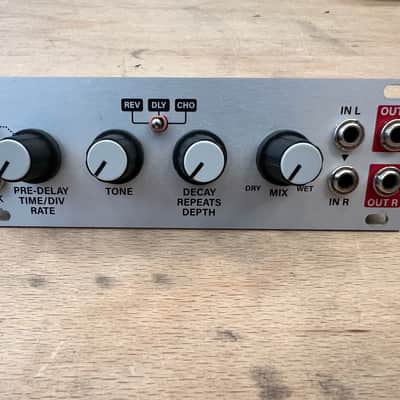 Intellijel Multi-FX 1U Delay / Reverb / Chorus image 2