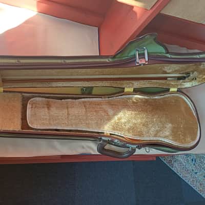 M. Giubiro S1 1986 With case setup ready to sing! image 2