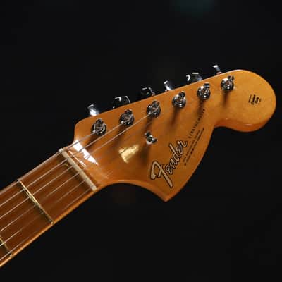Fender Vintera III Late 60s Stratocaster Maple Fingerboard Olympic White 993 image 4