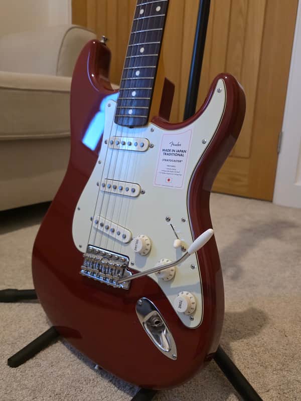 Fender MIJ Traditional 60s Stratocaster 2023 - Aged Dakota Red image 1