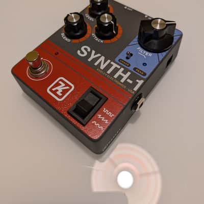 Keeley Synth 1 Reverse Attack Fuzz Wave Generator 2019 - Present - Grey / Red / Blue image 7