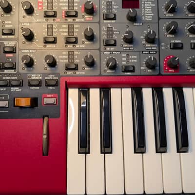 Nord Lead 4 49-Key with Nord softcase image 2