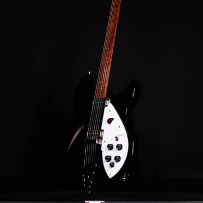 Rickenbacker 330 Double Cutaway Electric, JetGlo image 6