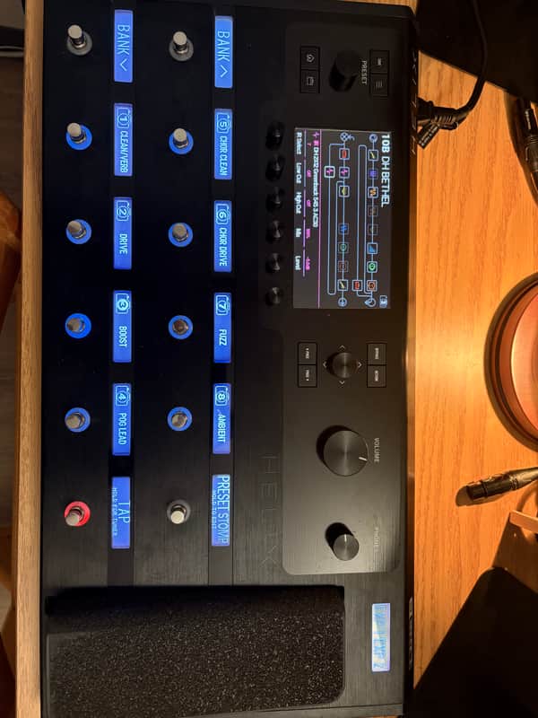 Line 6 Helix Floor 2015 - Present - Black