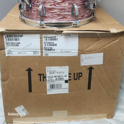 Ludwig *Pre-Order* Classic Maple 14x14" Vintage Pink Oyster Floor Tom Drum w/Legs | NEW | Made in the USA| Special Order | Authorized Dealer image 1