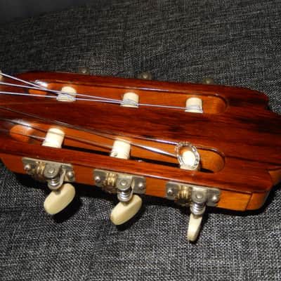 RARITY - MADE IN 1964 MASARU KOHNO C2 - FAMOUSLY GREAT CLASSICAL CONCERT GUITAR image 16
