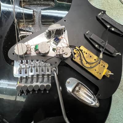 Excellent 1985 Kramer Focus 3000, Made in Japan Black, Pro Setup it's Friggin Kool ! image 7