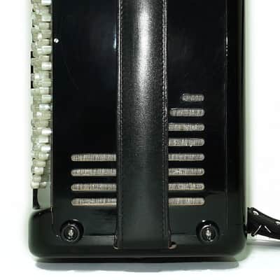 Hohner Riviera III 5 Row Lightweight Button Accordion 96 Bass made in Germany, C Griff, New Straps and Soft Bag, Original Accordeone de Botones, 2714 image 10
