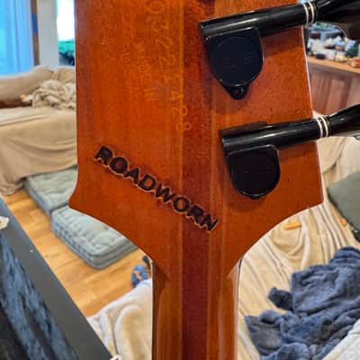 Gibson Thunderbird IV 2001 - ROADWORN auction collectible image 7