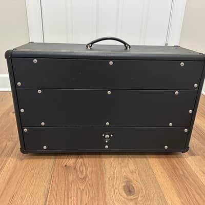 TRM Custom Cabs 210 2018 - Black image 2