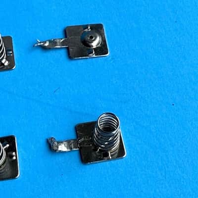 BEHRINGER UMX610 U-Control MIDI Keyboard Parts: Battery Holder Contact Springs image 4