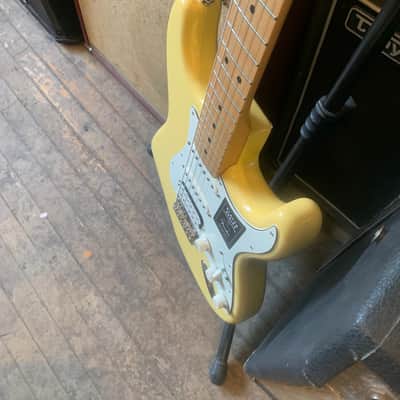 Fender Player Stratocaster 2022 - Buttercream image 6