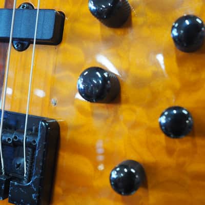 Carvin LP76 6-String Bass image 9
