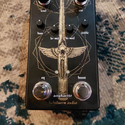 Lichtlaerm Audio Aesahaettr 2022 - Present - Gold Graphic image 2