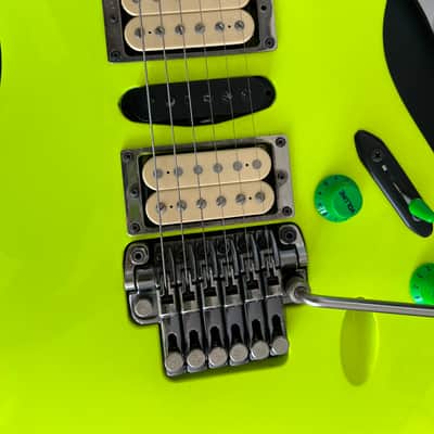 Ibanez S1XXV-FYE 25th Anniversary 2012 Fluorescent Yellow image 15