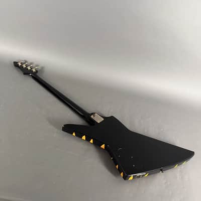 Aria Pro II ZZB Deluxe Explorer Bass Black Yellow Zebra / Tiger image 11
