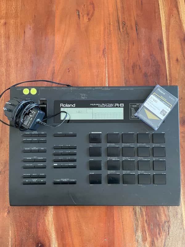 Roland R-8 Human Rhythm Composer image 1