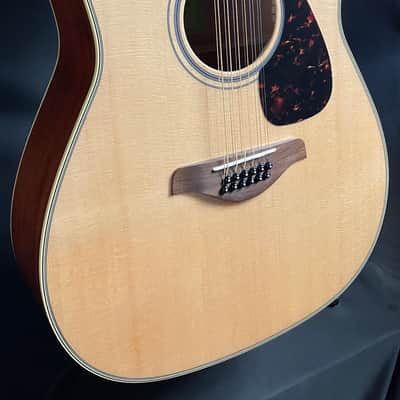 Yamaha FG820-12 12-String Dreadnought Acoustic Guitar Gloss Natural image 3