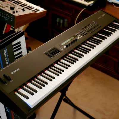 MUST SEE!!! YAMAHA S80 STAGE STUDIO SYNTH, FULLY SERVICED, IN AMAZING CONDITION!