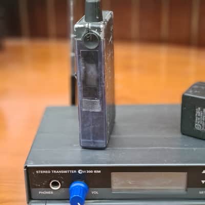 Sennheiser Stereo Transmitter SR 300+Sennheiser EK 300 Receiver in Ear monitoring image 5