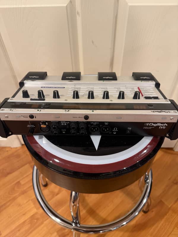 DigiTech Vocalist Live 4 Vocal Effect Processor | Reverb