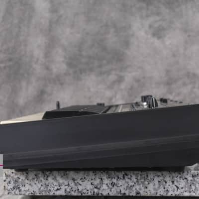Roland SH-2 Analog Synthesizer w/Hard case in Very Good condition image 7