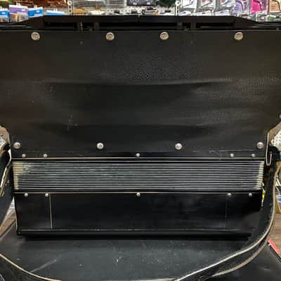 American Made 1930s RARE Wurlitzer Accordion Fully Functional W/Case image 7