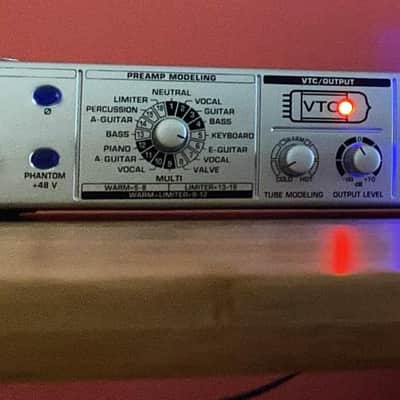 Behringer MIC800 Tube Ultragain / MiniMIC Modeling Preamp image 3
