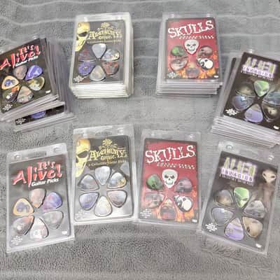Hot Picks Skulls / Alien / Gothic / Alive Collectible Guitar Picks image 2