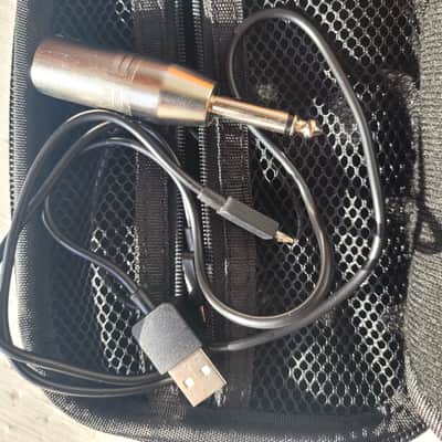 Xvive U4 Wireless In-Ear Monitor System image 13