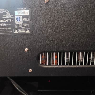 Fender Blues Junior IV 15-Watt 1x12" Guitar Combo 2018 - Present Black image 3
