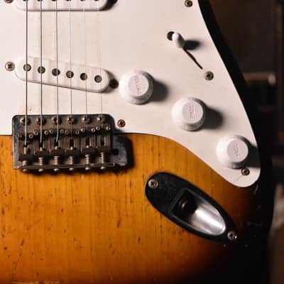 Immagine Fender Stratocaster 1955 - Sunburst - 3