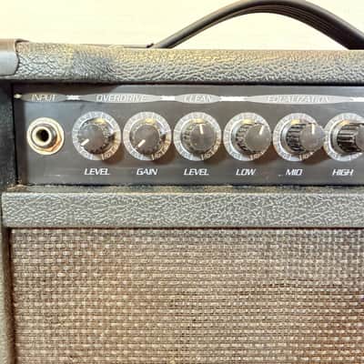 Crate GX-10 10-Watt Solid State Guitar Practice Amplifier w/ Overdrive & Headphone Output 2001-2006 image 3