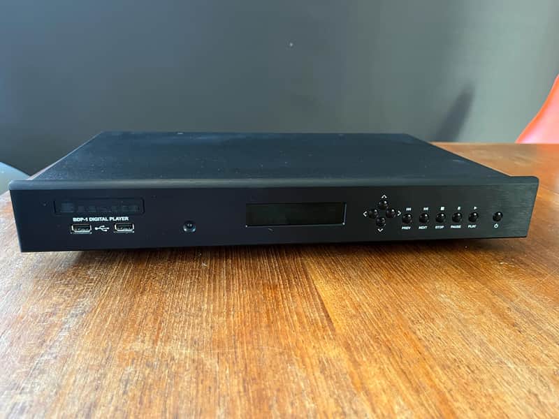 Bryston BDP-1 Digital Music Player (Black) - High-end USB streamer - 240V